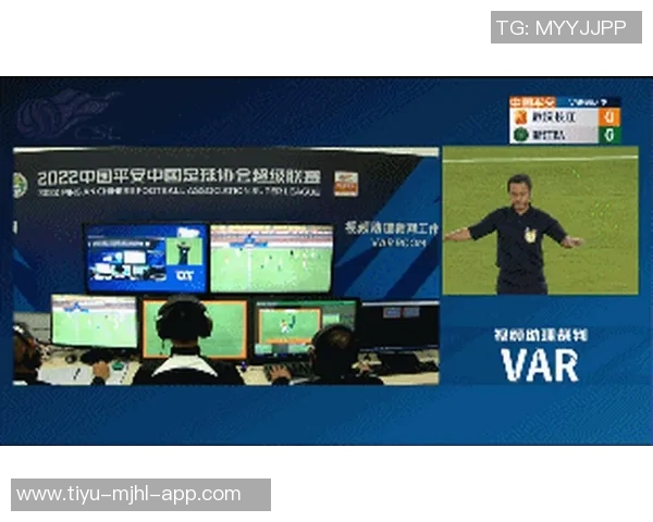 前裁判称主裁判决准确利马手球不构成点球判罚合理性分析